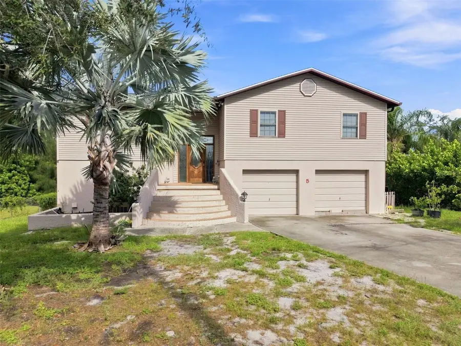 5 Venetian Court, Tarpon Springs, FL 34689 - #2