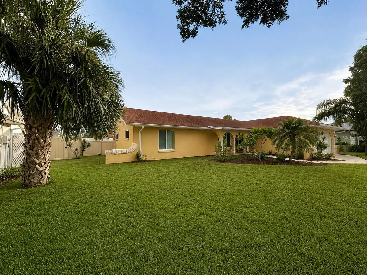 6007 9th Ave W, Bradenton, FL 34209 - #1