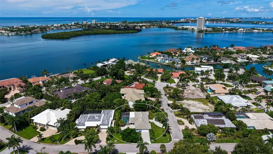 516 Spoonbill Way, Sarasota, FL 34236 - #2