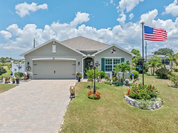 25266 Estrada Circle, PUNTA GORDA, FL 33955