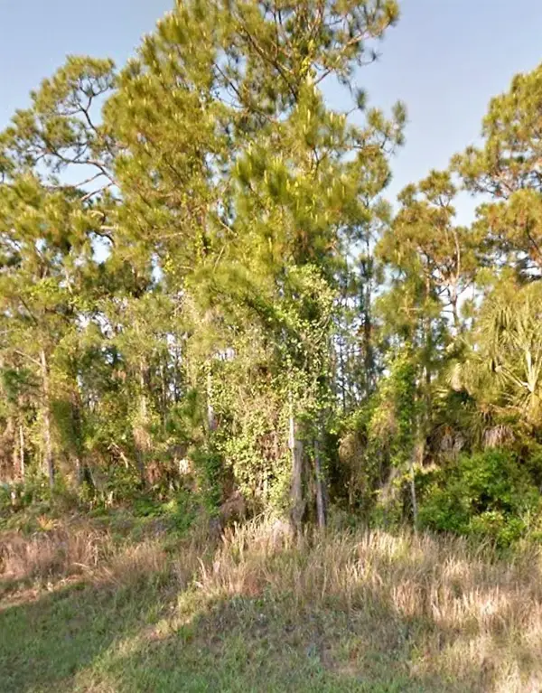 Old Wine Road, NORTH PORT, FL 34288