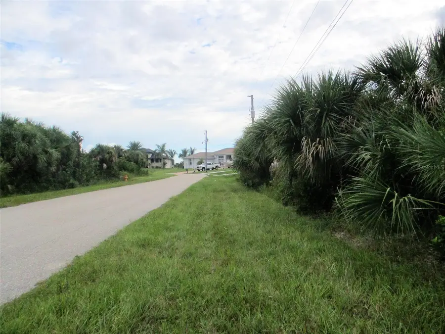 10526 Rainsville Street, Port Charlotte, FL 33981 - #3