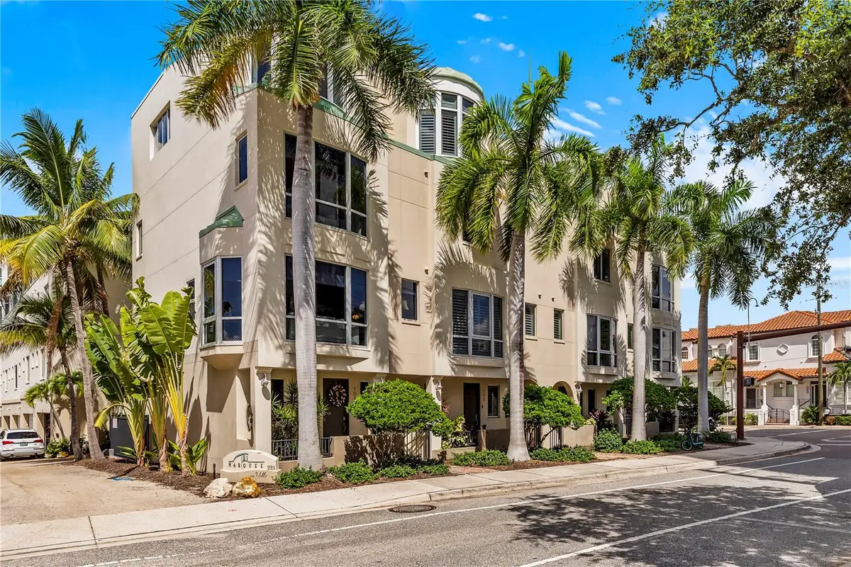 235 Cocoanut Avenue #101A, Sarasota, FL 34236 - #1
