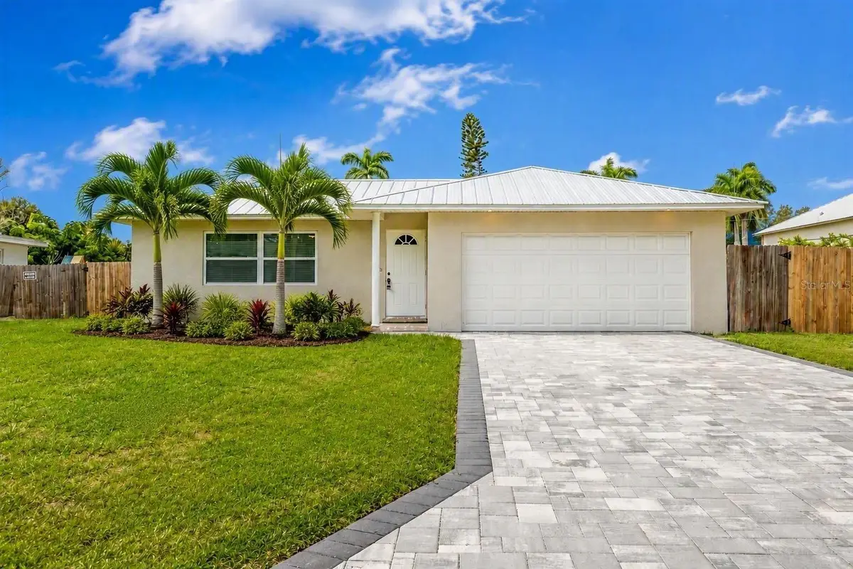 216 24th Street Ne, Bradenton, FL 34208 - #1