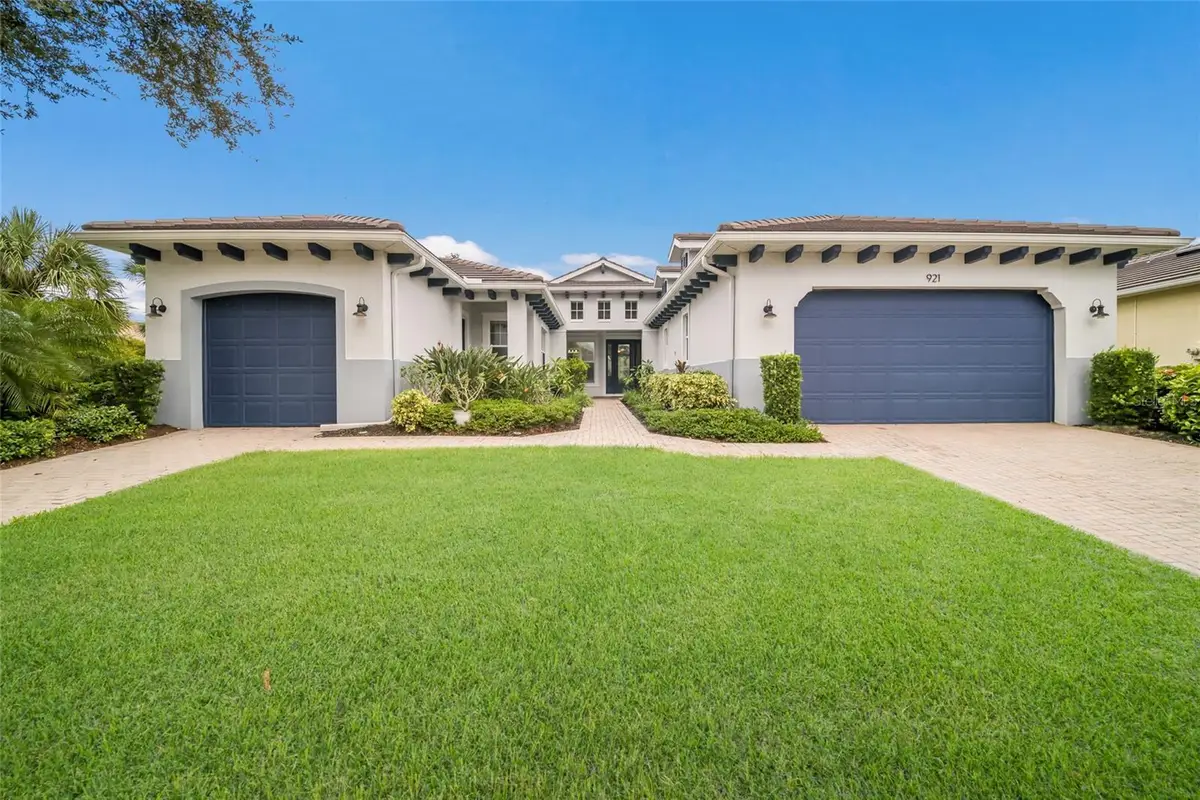921 Riverscape Street, Bradenton, FL 34208 - #1