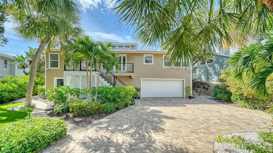 5188 Siesta Woods Drive, Sarasota, FL 34242 - #3