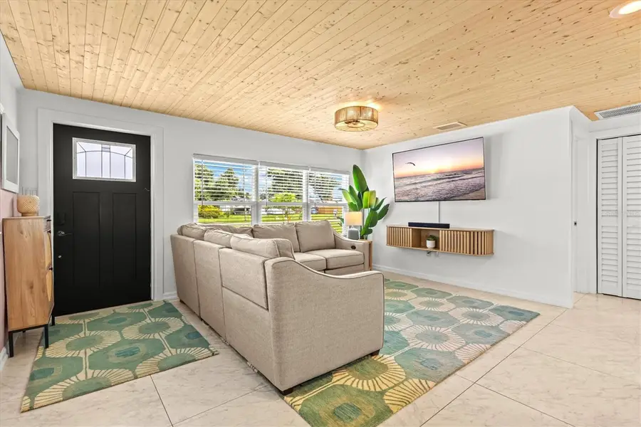 315 Azalea Road, Venice, FL 34293 - #3