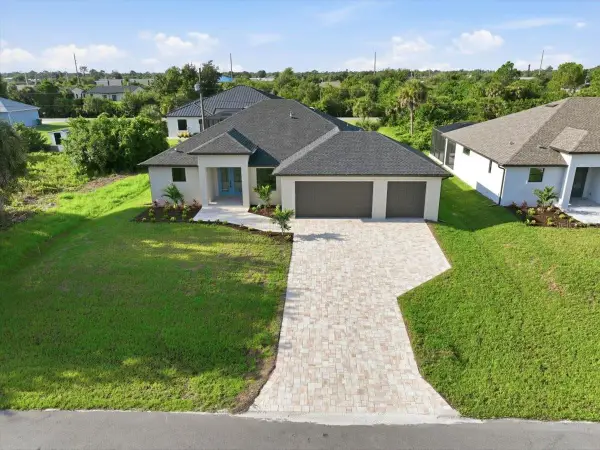 11209 Chalet Avenue, ENGLEWOOD, FL 34224