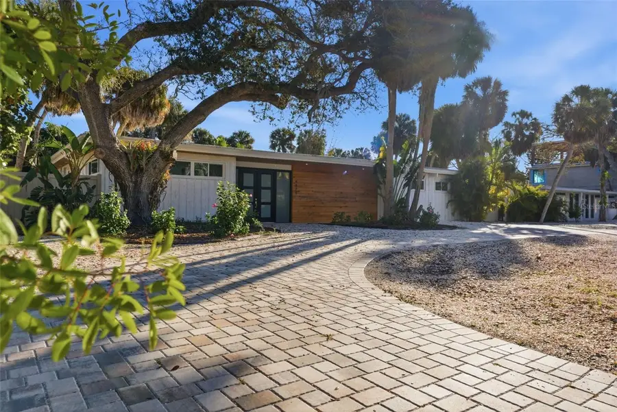 4879 Commonwealth Drive, Sarasota, FL 34242 - #3
