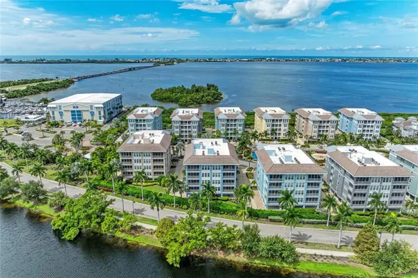 391 Aruba Circle #101, BRADENTON, FL 34209