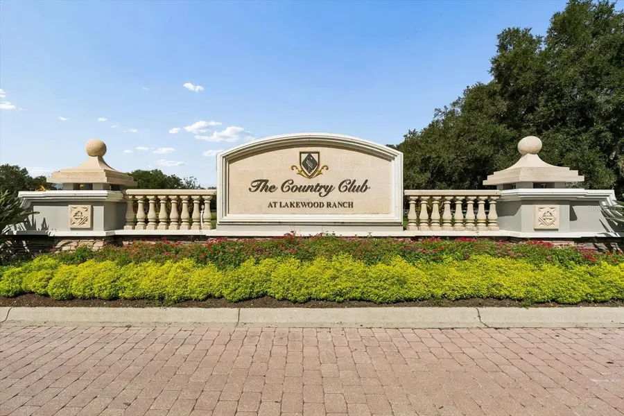 7047 Vilamoura Place, Lakewood Ranch, FL 34202 - #2