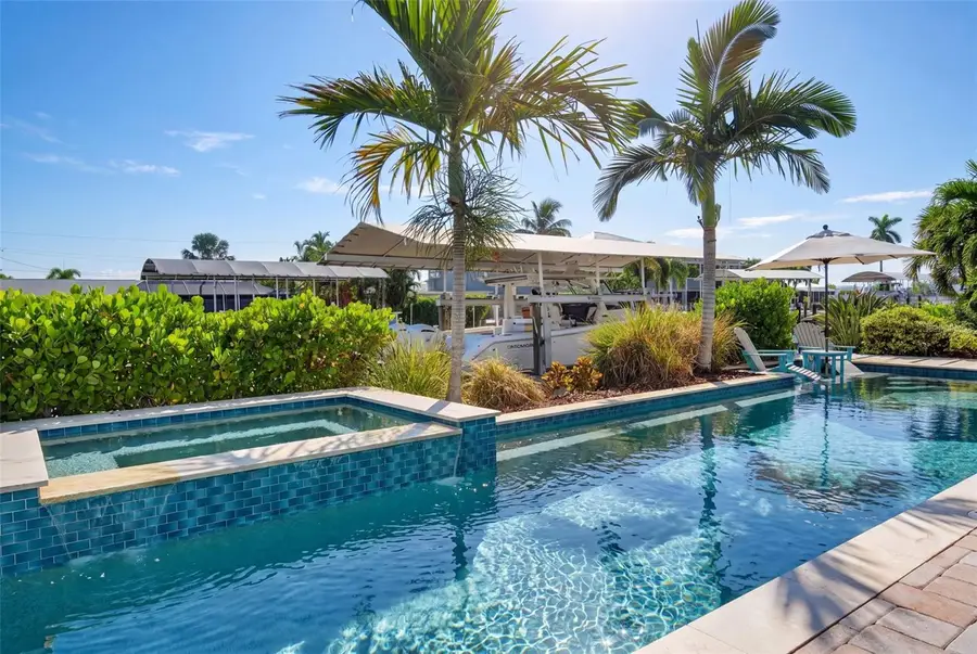 3708 Royal Palm Drive, Bradenton, FL 34210 - #2
