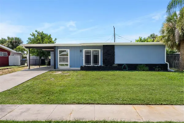 8081 Cascadas Avenue, NORTH PORT, FL 34287