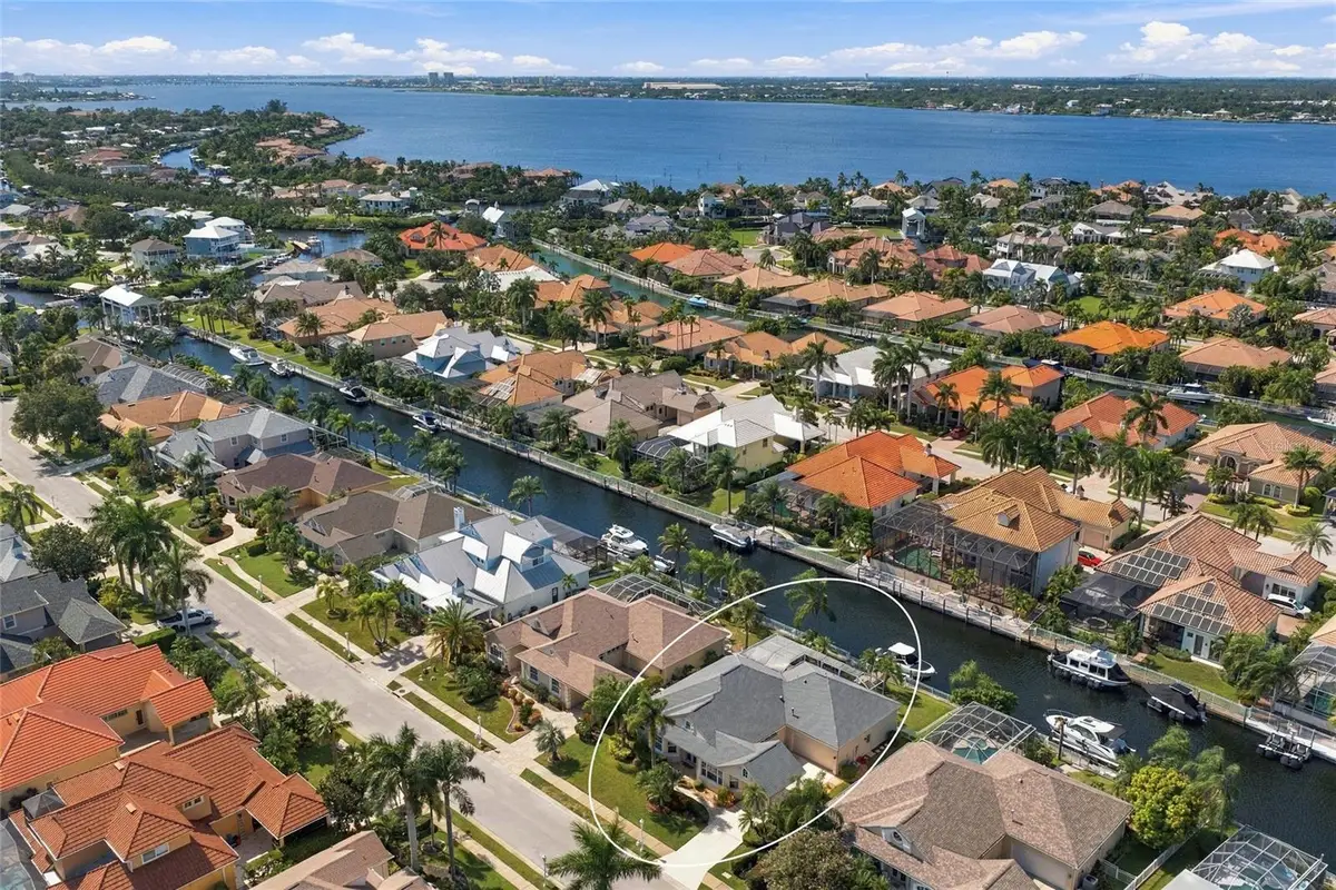 4727 Pinnacle Drive, Bradenton, FL 34208 - #1