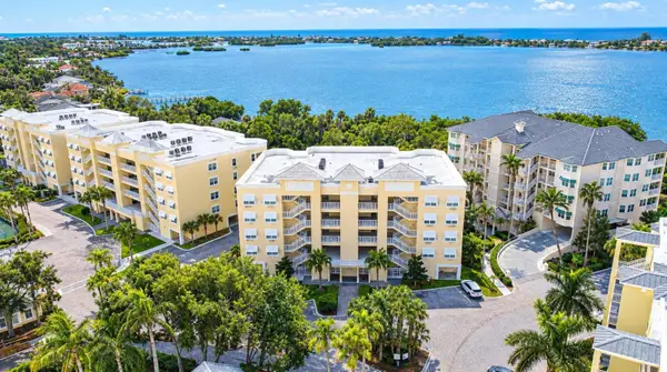 250 Hidden Bay Drive #302, OSPREY, FL 34229