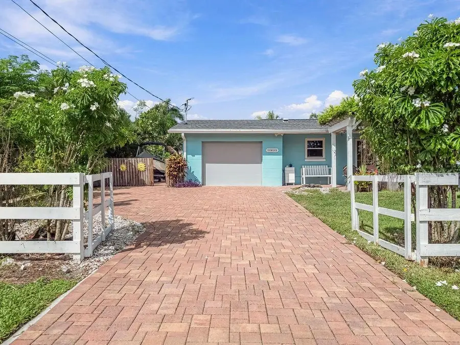 1831 Bayshore Drive, Terra Ceia, FL 34250 - #2