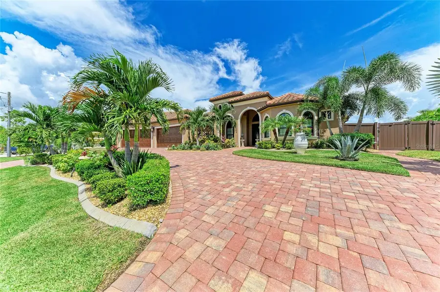 16488 Liggett Circle, Port Charlotte, FL 33981 - #2