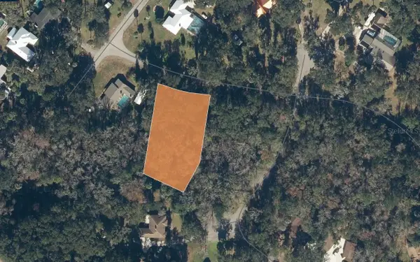 203 Spring Creek Drive, SAN MATEO, FL 32187