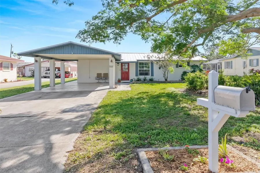 142 2nd Avenue, Nokomis, FL 34275 - #2