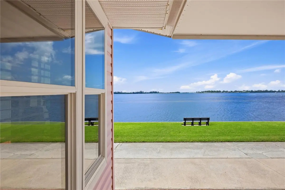 34 Bayview Drive, Bradenton, FL 34210 - #1