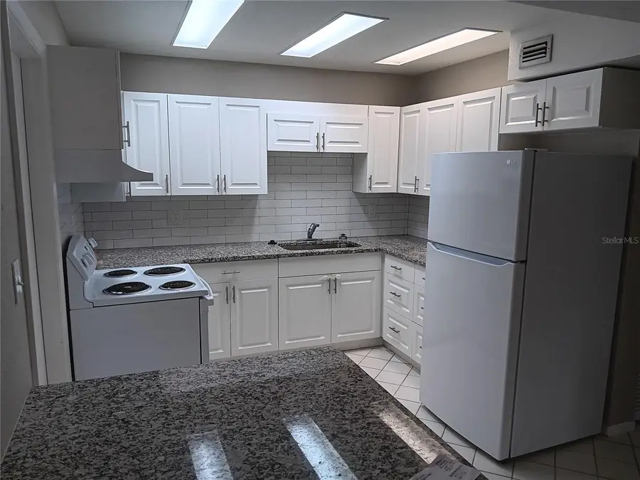 3756 Amherst Way #1, Sarasota, FL 34232 - #2