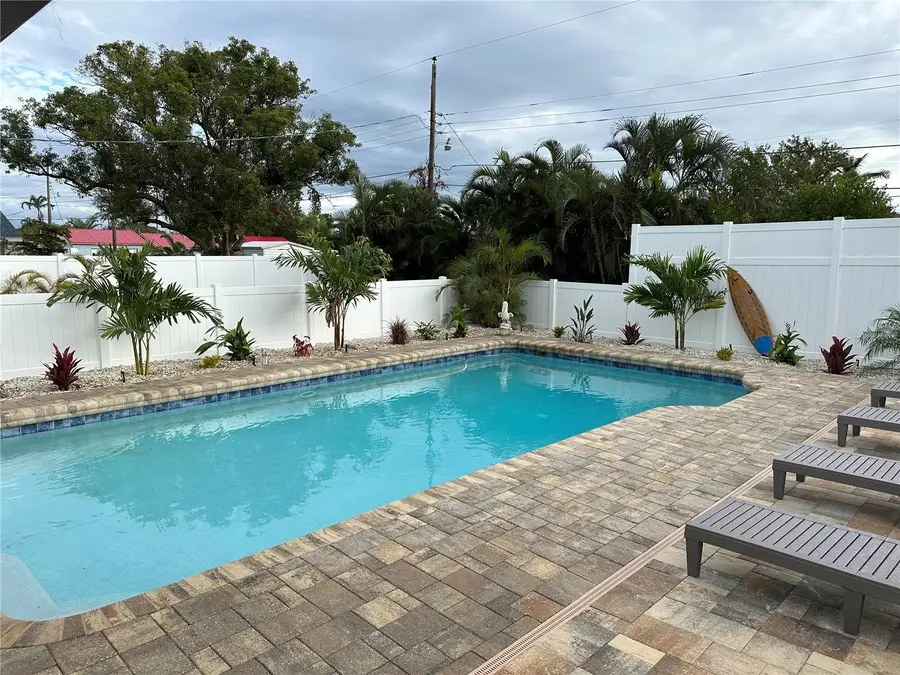 215 60th Street Nw, Bradenton, FL 34209 - #2