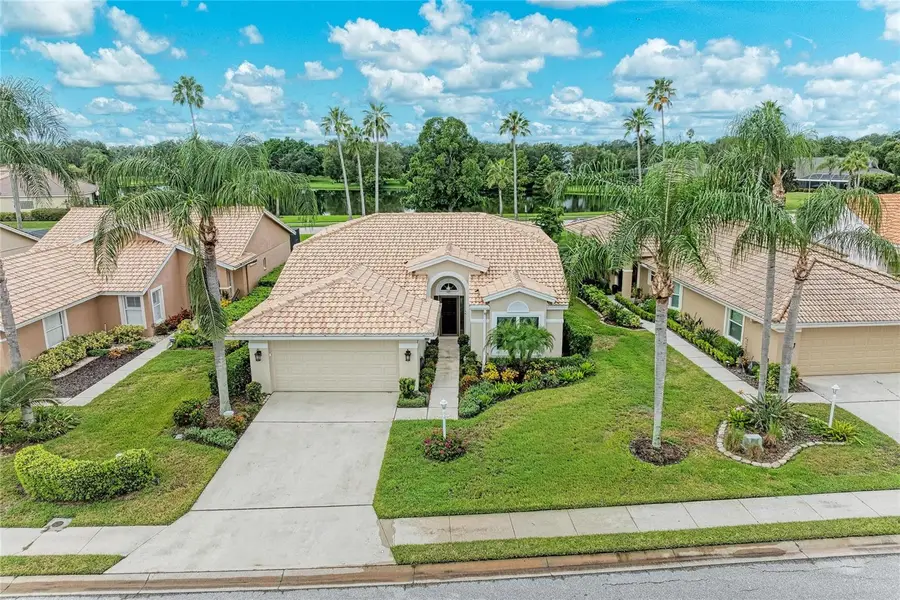 6635 Oakbrooke Circle, Bradenton, FL 34202 - #2