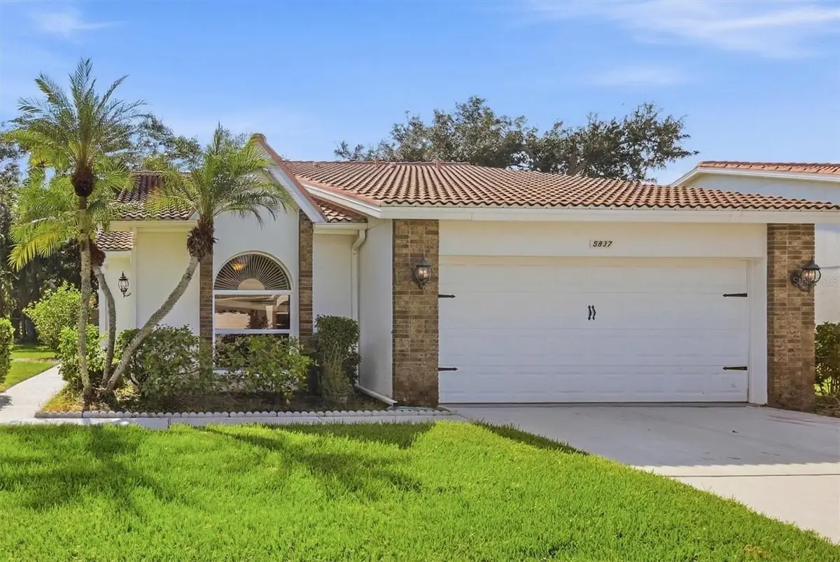 5837 Garden Lakes Drive, Bradenton, FL 34203 - #1