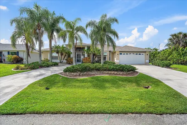 19245 Moore Haven Court, PORT CHARLOTTE, FL 33948