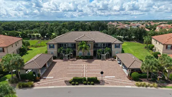 13702 Messina Loop #104, LAKEWOOD RANCH, FL 34211