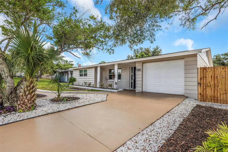 6200 Emerald Drive, New Port Richey, FL 34653 - #2