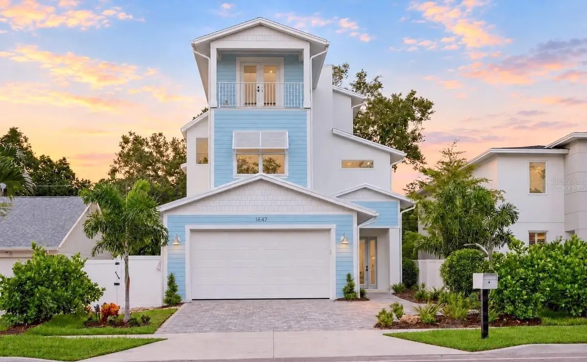 1647 Siesta Drive, Sarasota, FL 34239 - #1