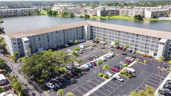 3362 Lake Bayshore Drive #P214, BRADENTON, FL 34205