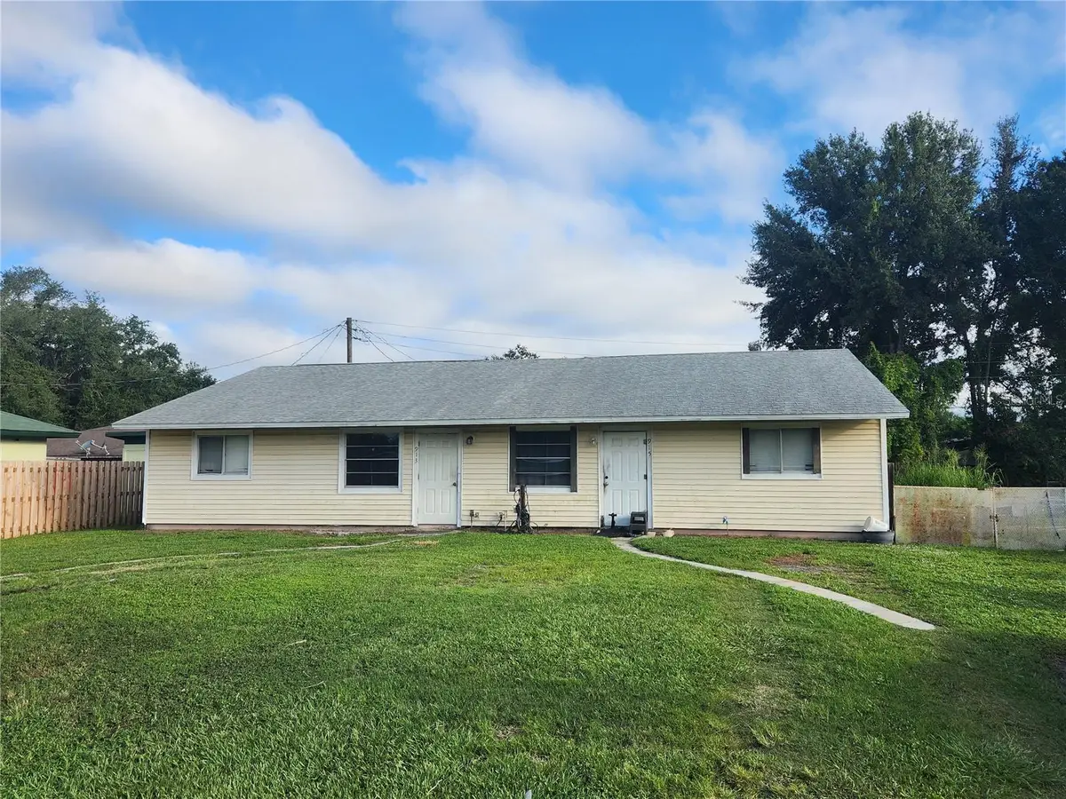 913 915 32nd Avenue E, Bradenton, FL 34208 - #1
