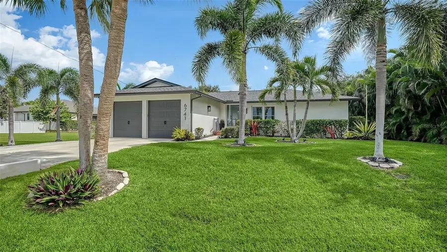 6741 Avenue D, Sarasota, FL 34231 - #2
