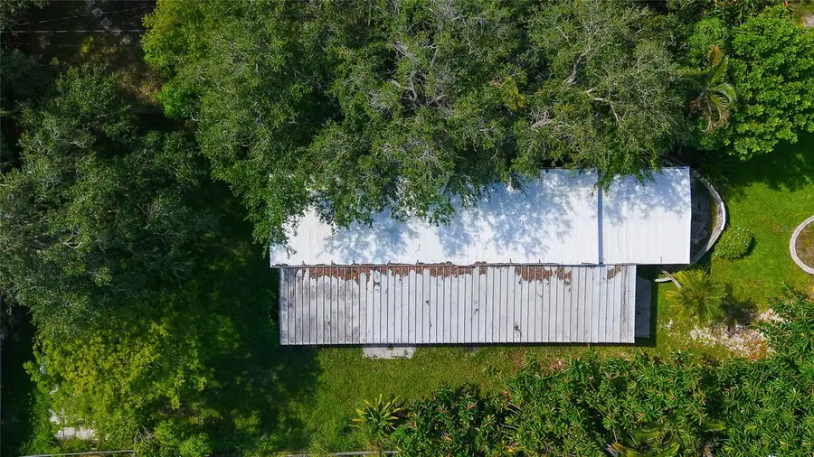 4863 Victoria Avenue, Sarasota, FL 34233 - #3