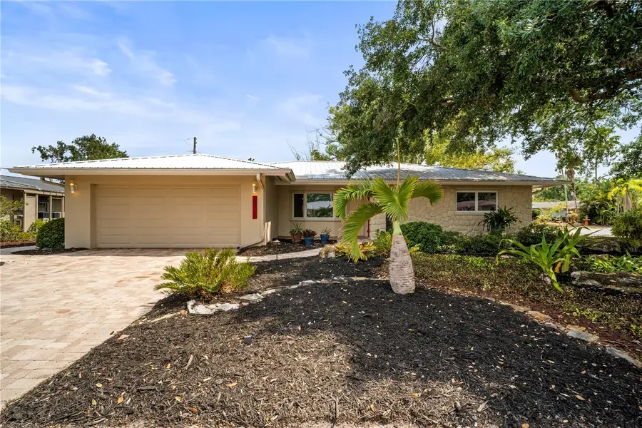 6512 Bowline Drive, Sarasota, FL 34231 - #2
