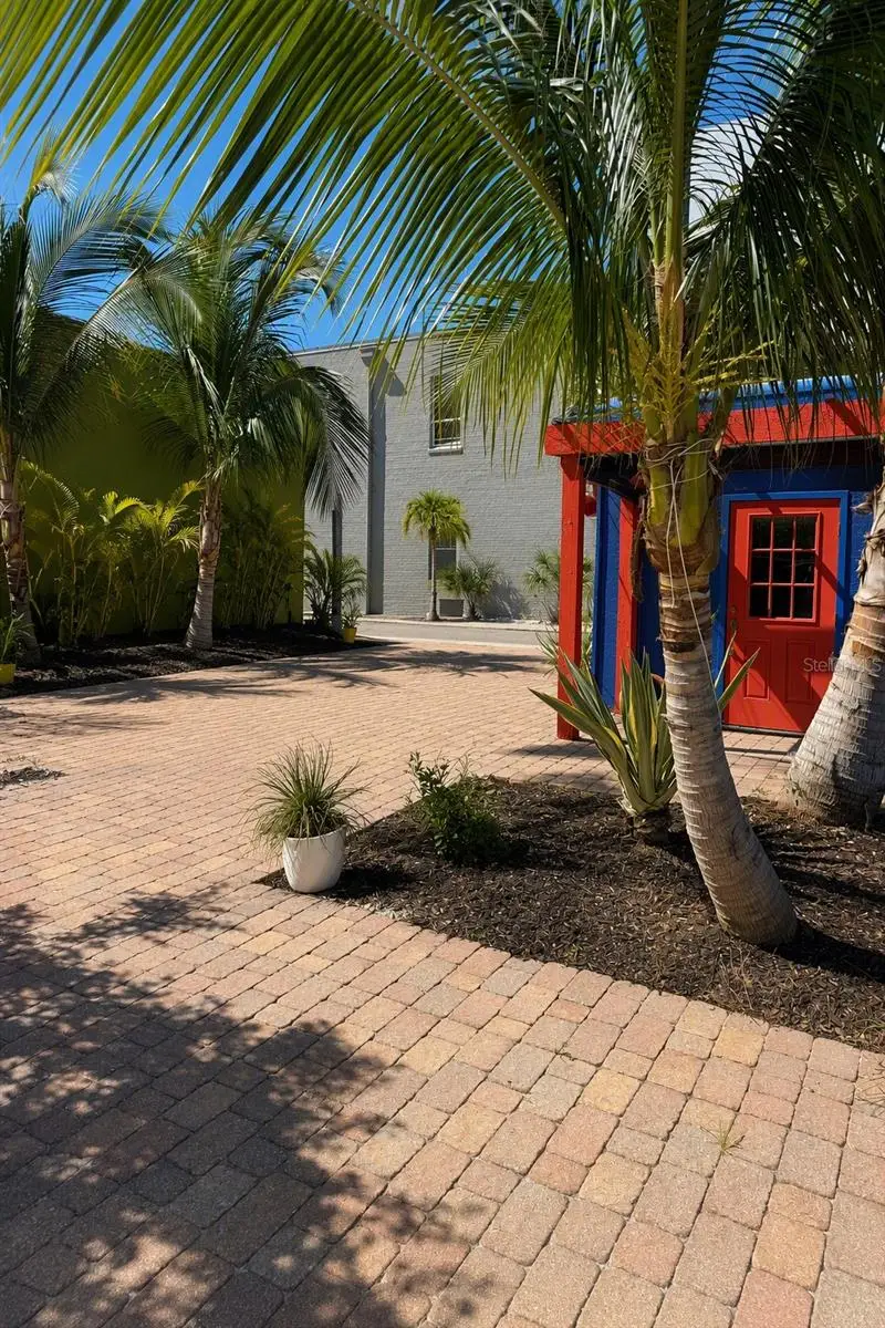 401 Burns Court, Sarasota, FL 34236 - #2