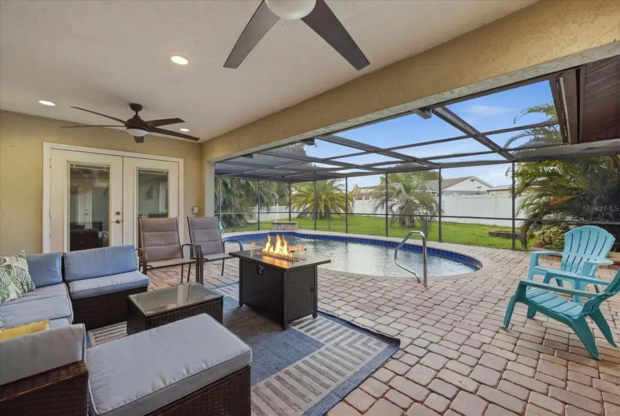 926 Plum Tree Lane, Sarasota, FL 34243 - #2