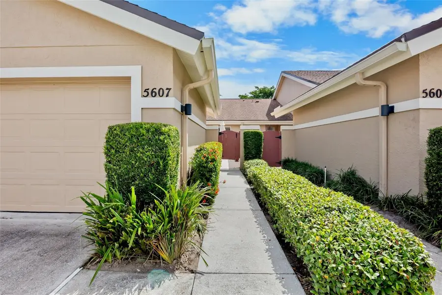 5607 Monte Rosso Road, Sarasota, FL 34243 - #3