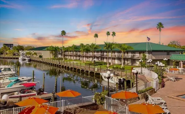 7150 N Tamiami Trail #S615, SARASOTA, FL 34243