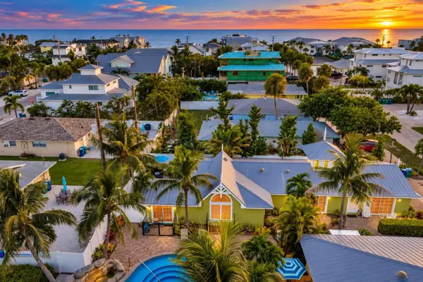 215 67th Street #6, HOLMES BEACH, FL 34217