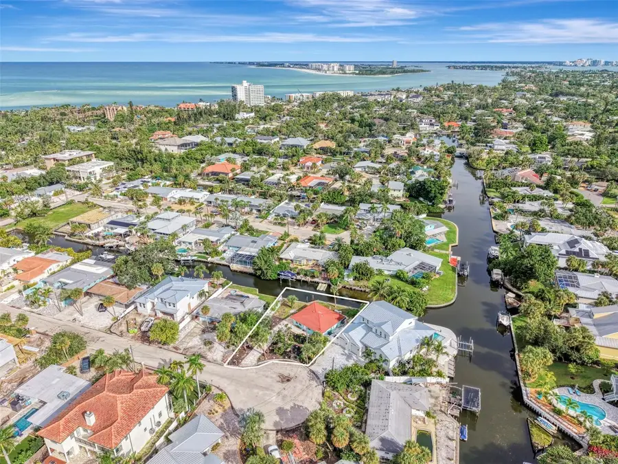 387 Avenida Milano, Sarasota, FL 34242 - #2