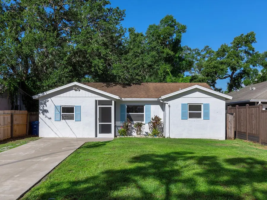 4260 Bell Avenue, Sarasota, FL 34231 - #2