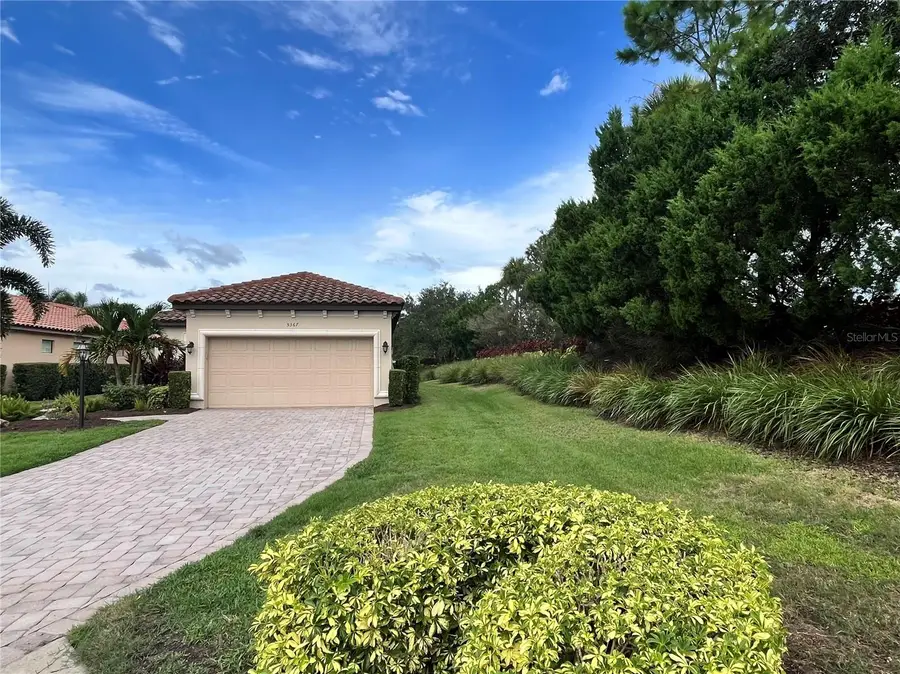 5367 Vaccaro Court, Lakewood Ranch, FL 34211 - #2