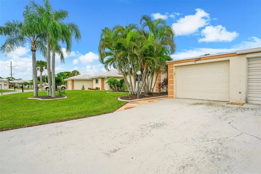 120 Villa Drive #120, Osprey, FL 34229 - #3