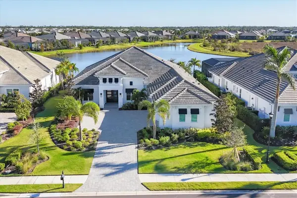 17230 Salerno Drive, LAKEWOOD RANCH, FL 34202