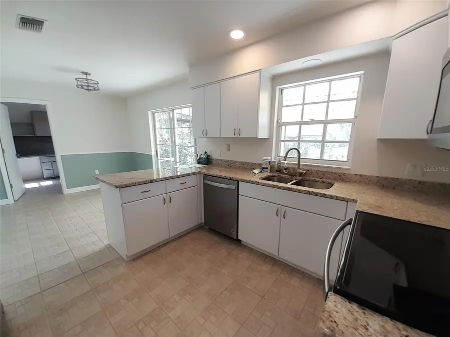 3520 57th Avenue Circle W, Bradenton, FL 34210 - #3