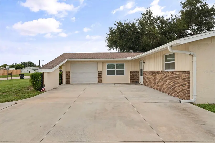 517 Peach Street, Venice, FL 34285 - #3