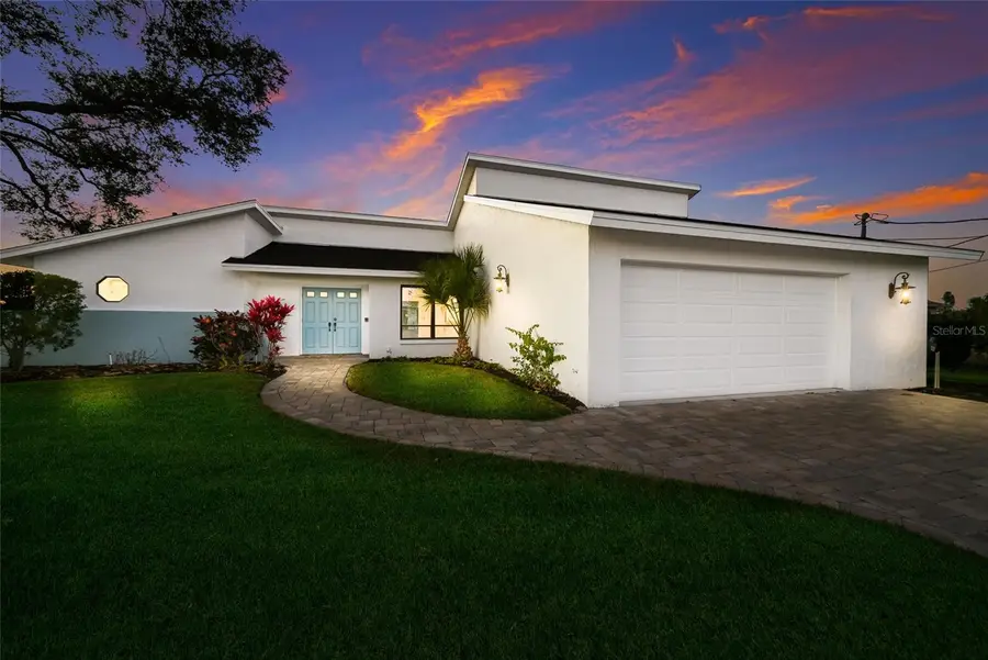 5424 America Drive, Sarasota, FL 34231 - #3